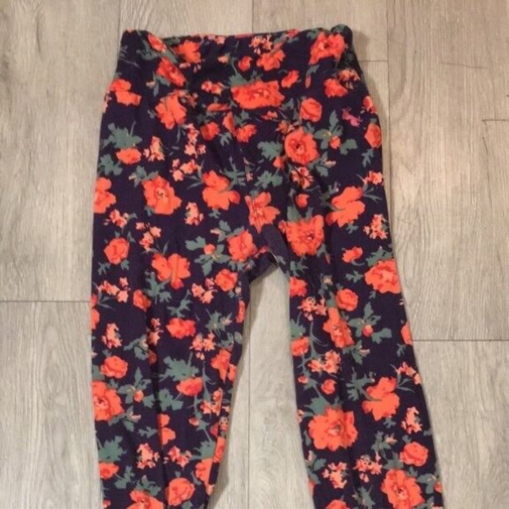 LuLaRoe purple leggings